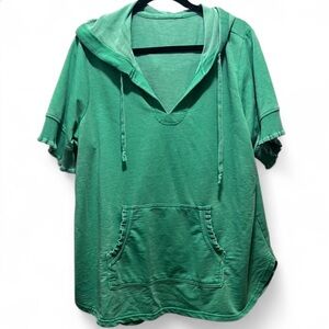 Green Hooded Short Sleeve Pullover